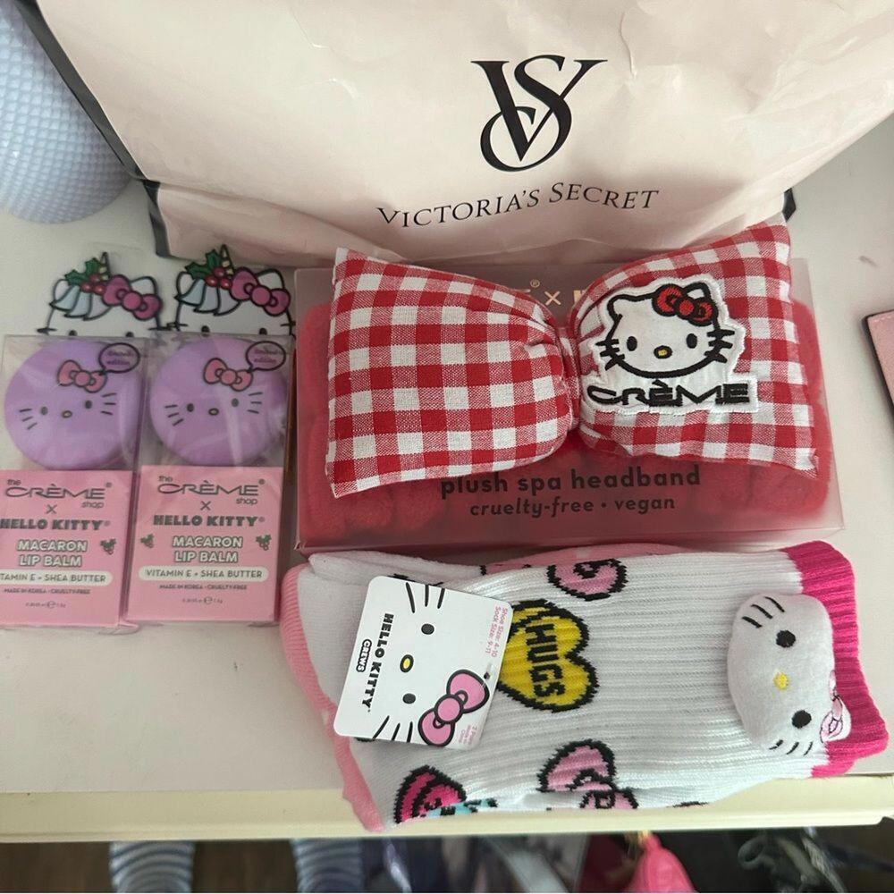 Hello Kitty Beauty bundle